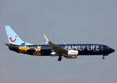 TUI Airways UK Boeing 737-8K5 (G-FDZG) at  London - Gatwick, United Kingdom