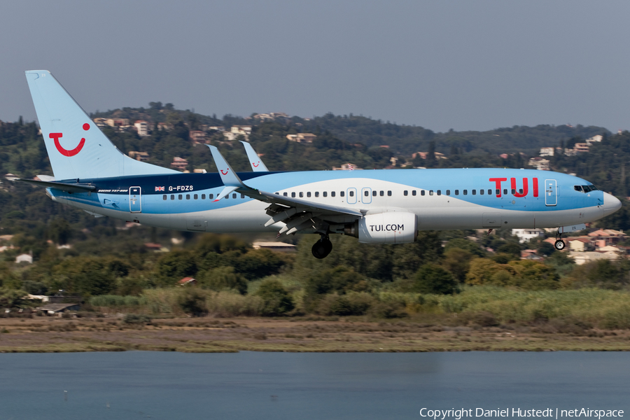 TUI Airways UK Boeing 737-8K5 (G-FDZS) | Photo 410428