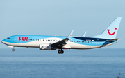 TUI Airways UK Boeing 737-8K5 (G-FDZS) at  Gran Canaria, Spain