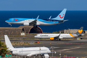 TUI Airways UK Boeing 737-8K5 (G-FDZU) at  Gran Canaria, Spain
