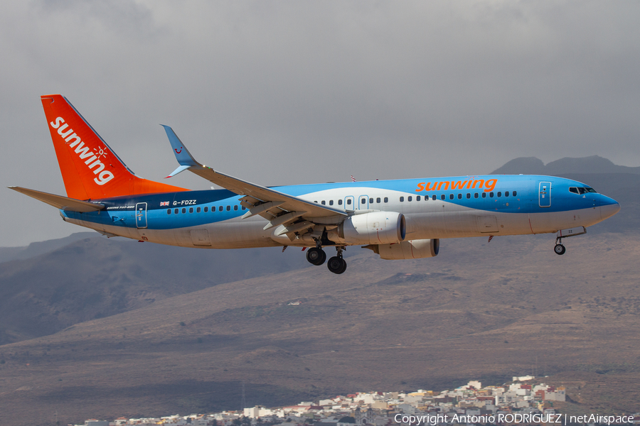 Sunwing Airlines Boeing 737-8K5 (G-FDZZ) | Photo 479012