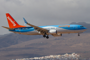 Sunwing Airlines Boeing 737-8K5 (G-FDZZ) at  Gran Canaria, Spain