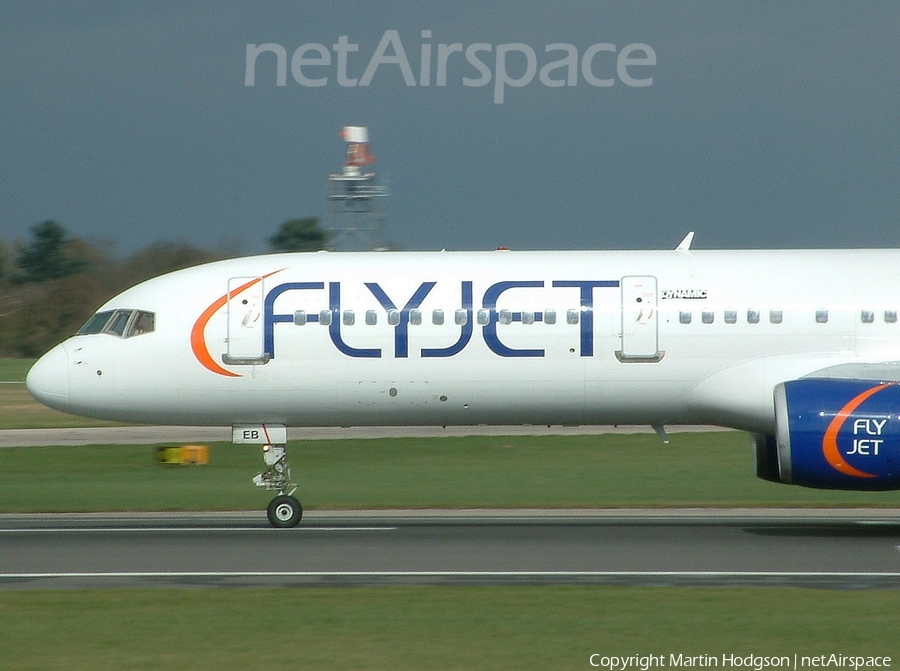 Flyjet Boeing 757-23A (G-FJEB) | Photo 102536