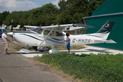 (Private) Cessna 182T Skylane (G-HHDR) at  North Weald, United Kingdom