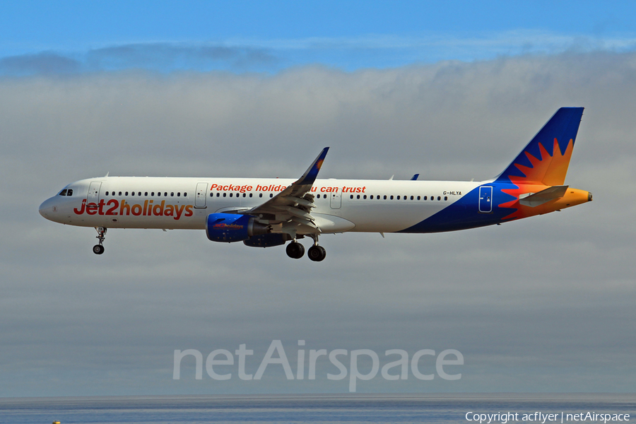 Jet2 Airbus A321-211 (G-HLYA) | Photo 540850