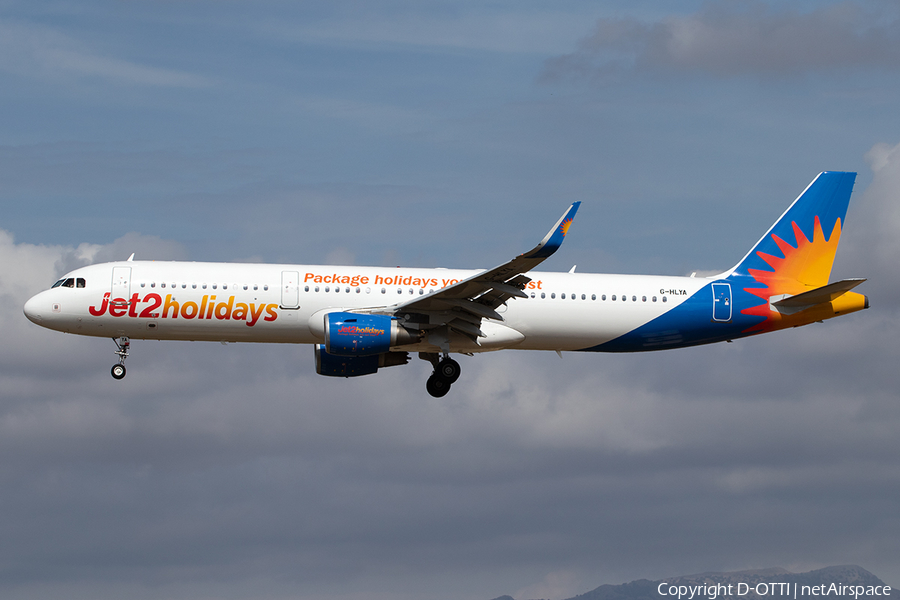 Jet2 Airbus A321-211 (G-HLYA) | Photo 529697