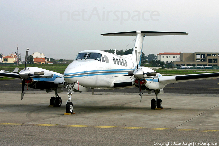 Errigal Aviation Beech King Air B200 (G-IMGL) | Photo 408737