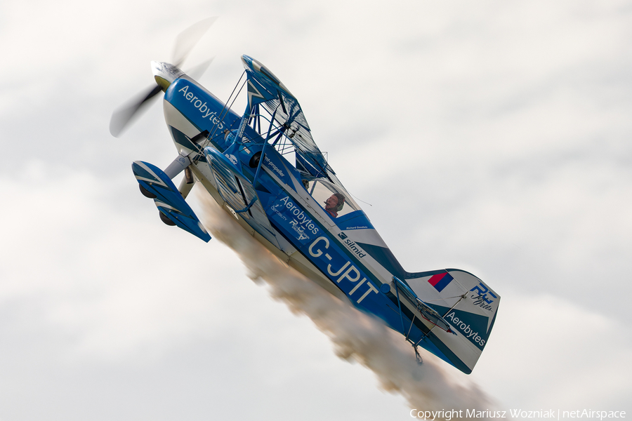 (Private) Pitts S-2SE Special (G-JPIT) | Photo 640236