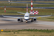 British Airways (CityFlyer) Embraer ERJ-190SR (ERJ-190-100SR) (G-LCYK) at  Berlin - Tegel, Germany