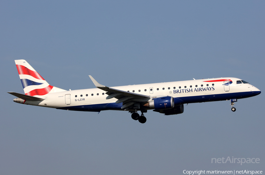 British Airways (CityFlyer) Embraer ERJ-190SR (ERJ-190-100SR) (G-LCYR) | Photo 224595