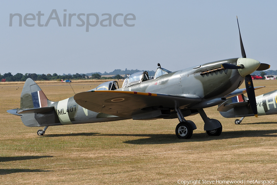 (Private) Supermarine Spitfire TR Mk IX (G-LFIX) | Photo 282536