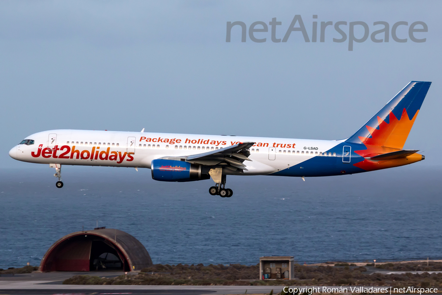Jet2 Boeing 757-236 (G-LSAD) | Photo 459604