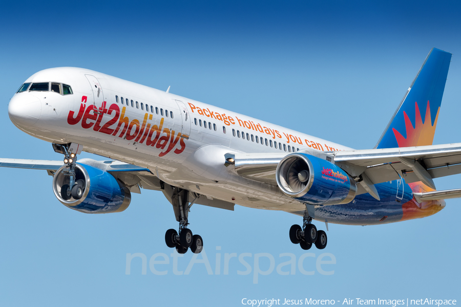 Jet2 Boeing 757-236 (G-LSAD) | Photo 182771