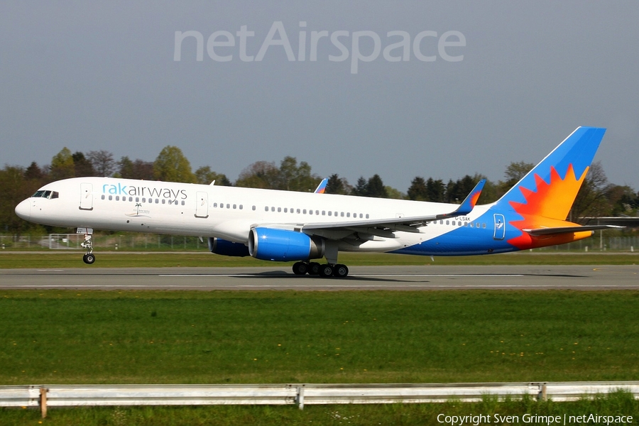 RAK Airways (Jet2) Boeing 757-23N (G-LSAK) | Photo 37237