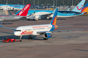 Jet2 Boeing 757-2K2 (G-LSAN) at  Manchester - International (Ringway), United Kingdom