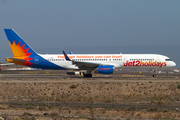 Jet2 Boeing 757-2K2 (G-LSAN) at  Tenerife Sur - Reina Sofia, Spain