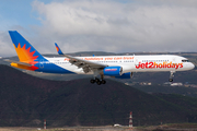 Jet2 Boeing 757-2K2 (G-LSAN) at  Tenerife Sur - Reina Sofia, Spain