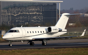 London Executive Aviation Bombardier CL-600-2B16 Challenger 604 (G-MOCL) at  Farnborough, United Kingdom