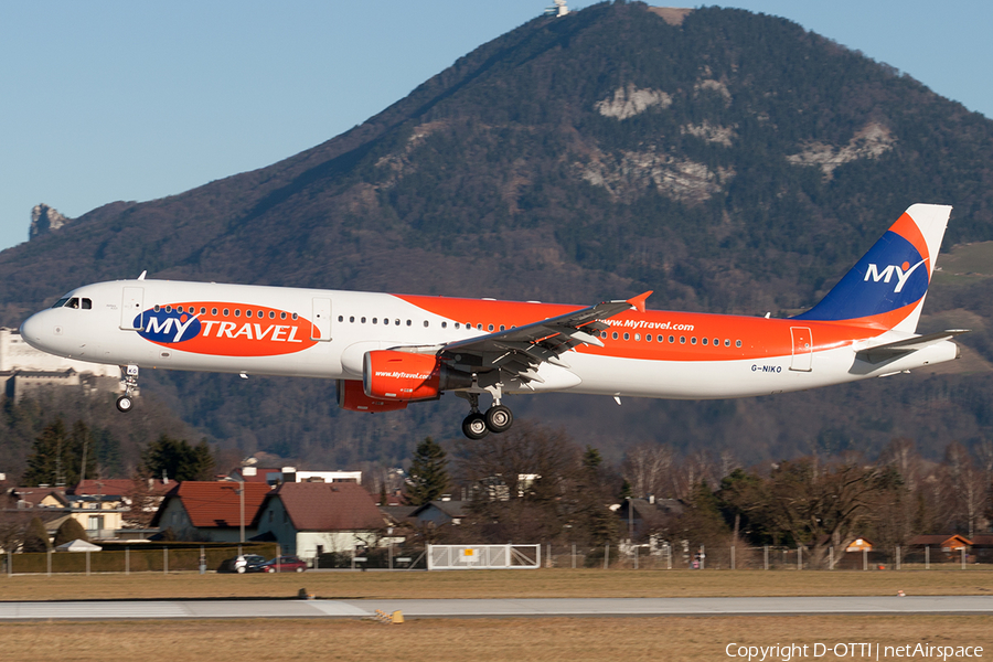 MyTravel Airways Airbus A321-211 (G-NIKO) | Photo 192483