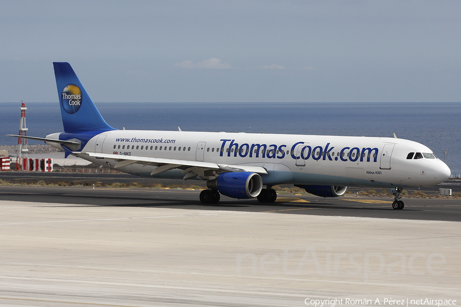 Thomas Cook Airlines Airbus A321-211 (G-NIKO) | Photo 282312