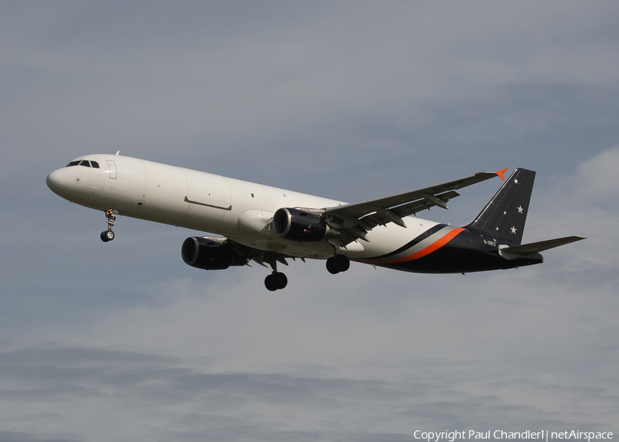 Titan Airways Airbus A321-211(P2F) (G-NIKO) | Photo 528042