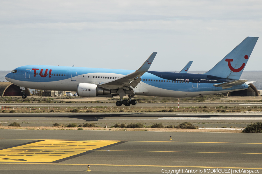 TUI Airways UK Boeing 767-304(ER) (G-OBYF) | Photo 279627