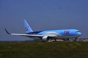 TUI Airways UK Boeing 767-304(ER) (G-OBYF) at  Porto, Portugal