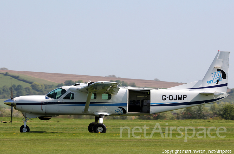 (Private) Cessna 208B Grand Caravan (G-OJMP) | Photo 243808