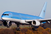 Thomson Airways Boeing 757-28A (G-OOBE) at  London - Luton, United Kingdom