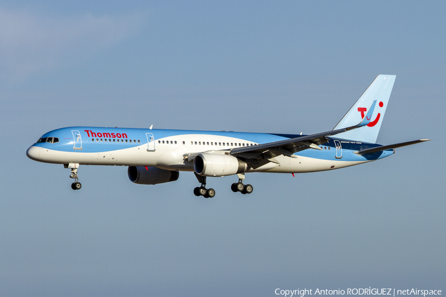 Thomson Airways Boeing 757-236 (G-OOBH) | Photo 572463
