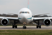 Thomson Airways Boeing 767-324(ER) (G-OOBL) at  London - Gatwick, United Kingdom