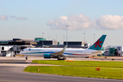 Thomson Airways Boeing 767-324(ER) (G-OOBL) at  Manchester - International (Ringway), United Kingdom