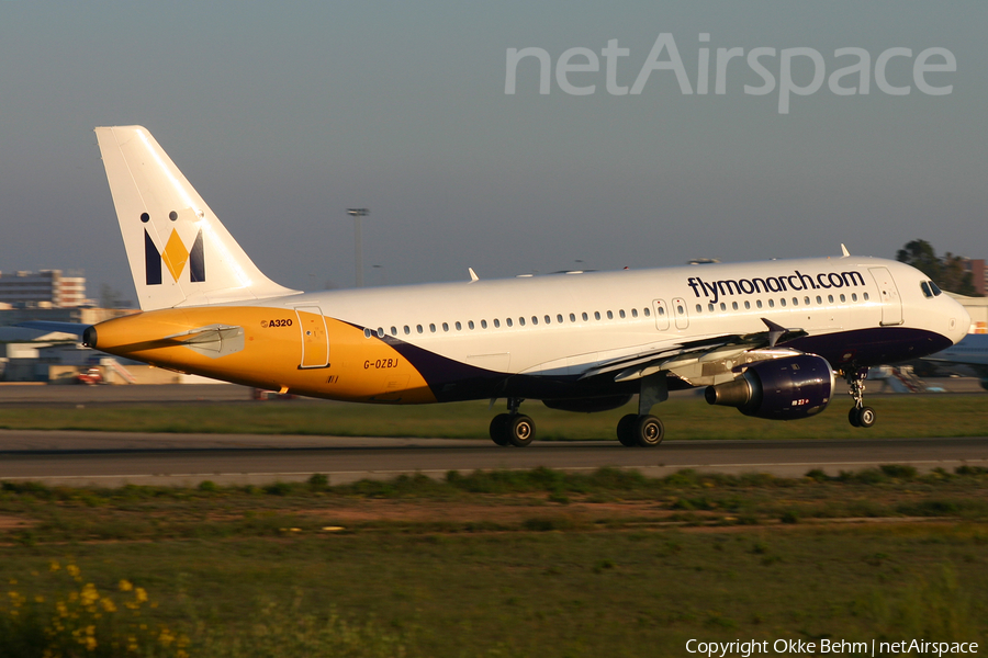 Monarch Airlines Airbus A320-212 (G-OZBJ) | Photo 193132