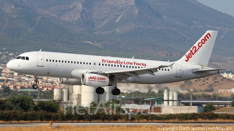 Titan Airways Airbus A320-233 (G-POWI) | Photo 212787