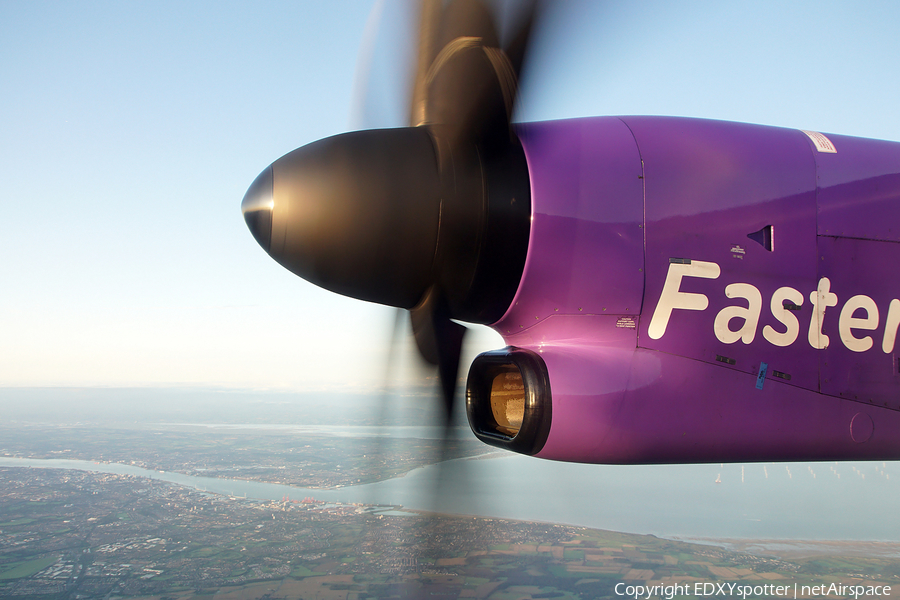 Flybe Bombardier DHC-8-402Q (G-PRPJ) | Photo 349639