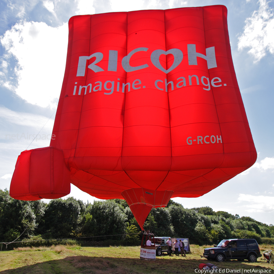 (Private) Cameron Balloons Cube-105 SS (G-RCOH) | Photo 51536