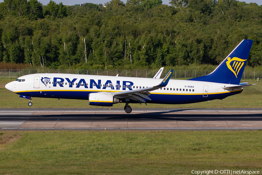 Ryanair UK Boeing 737-8AS (G-RUKK) | Photo 680088
