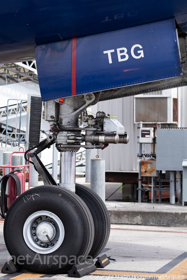 British Airways Boeing 777-336(ER) (G-STBG) | Photo 619222