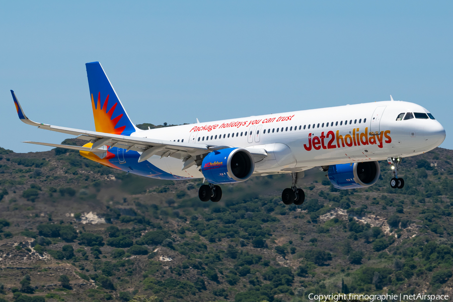Jet2 Airbus A321-251NX (G-SUNB) | Photo 579945