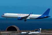 Jet2 Airbus A321-251NX (G-SUNC) at  Gran Canaria, Spain