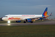 Jet2 Airbus A321-251NX (G-SUNC) at  Manchester - International (Ringway), United Kingdom