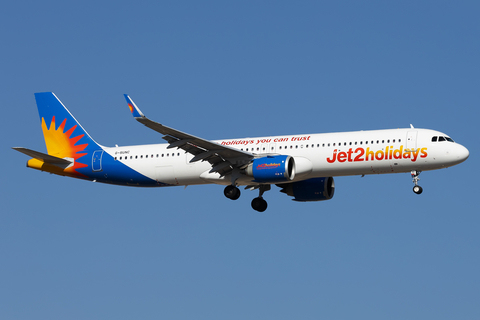 Jet2 Airbus A321-251NX (G-SUNC) at  Tenerife Sur - Reina Sofia, Spain