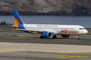 Jet2 Airbus A321-251NX (G-SUNF) at  Gran Canaria, Spain