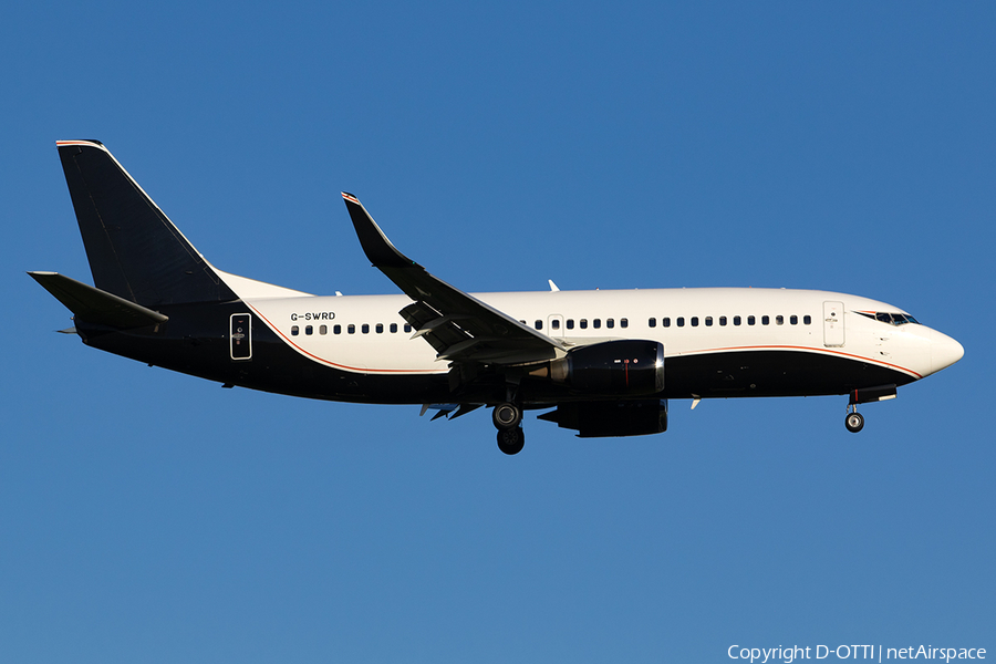 2Excel Aviation Boeing 737-3L9 (G-SWRD) | Photo 568677