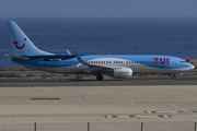 TUI Airways UK Boeing 737-8K5 (G-TAWI) at  Gran Canaria, Spain