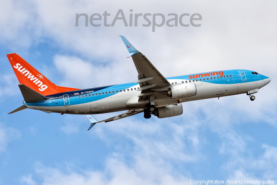 TUI Airways UK Boeing 737-8K5 (G-TAWO) | Photo 414742