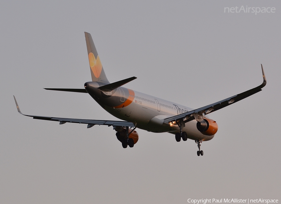 Thomas Cook Airlines Airbus A321-211 (G-TCDE) | Photo 76523