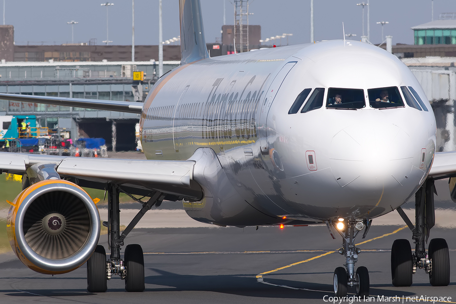 Thomas Cook Airlines Airbus A321-211 (G-TCDE) | Photo 71052