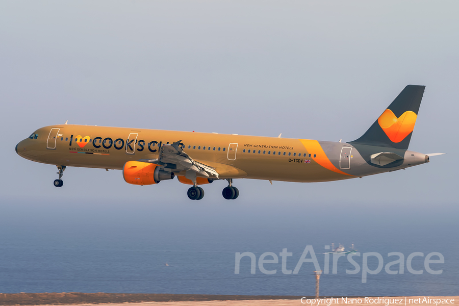 Thomas Cook Airlines Airbus A321-211 (G-TCDV) | Photo 264079