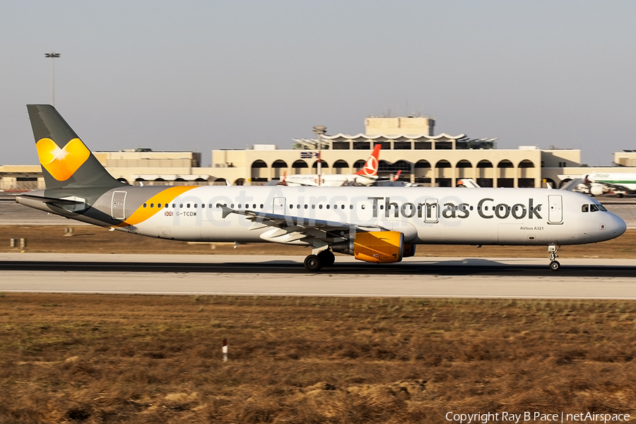 Thomas Cook Airlines Airbus A321-211 (G-TCDW) | Photo 257022